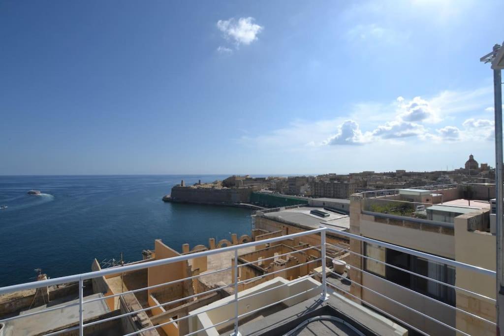 Vallettadreamsuites Groud Floor Shared Sea View Rooof Terrace Екстер'єр фото