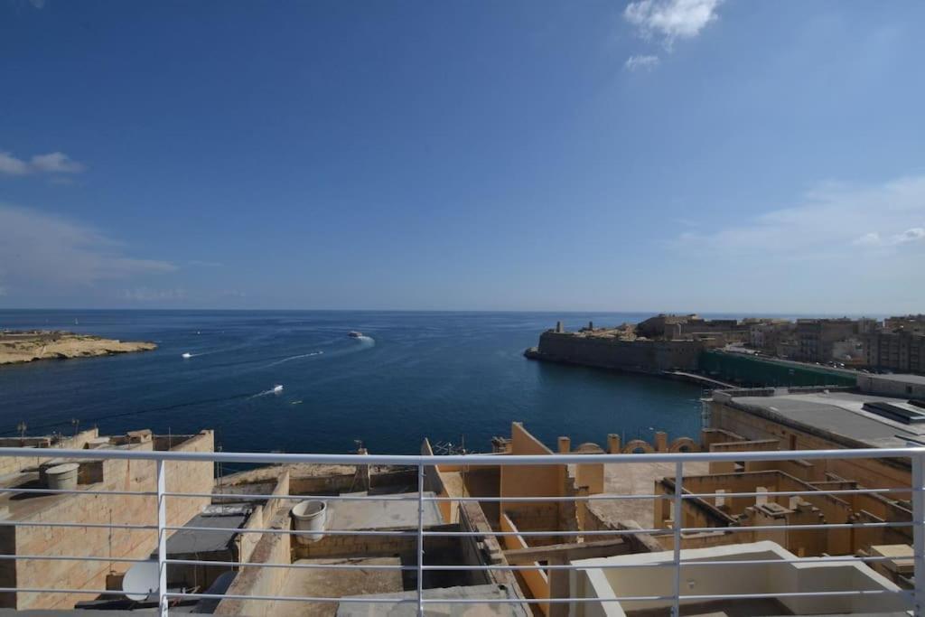 Vallettadreamsuites Groud Floor Shared Sea View Rooof Terrace Екстер'єр фото